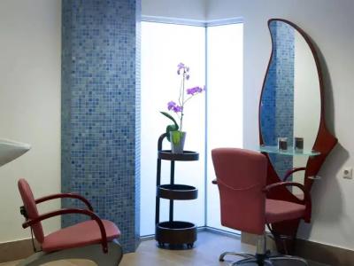 Macaris Suites and SPA - 13