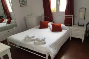 Akrotiraki, Mykonos City