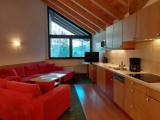 3 Bedrooms Apartment