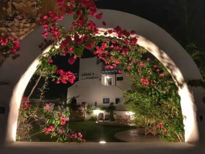 Angie's Studios - 60