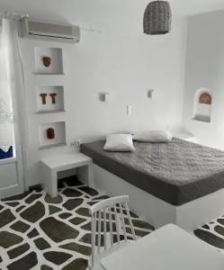 Angie's Studios - 56