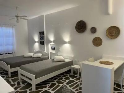 Angie's Studios - 31