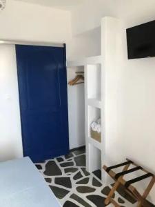 Angie's Studios - 64