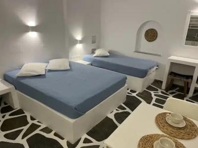 Angie's Studios - 33