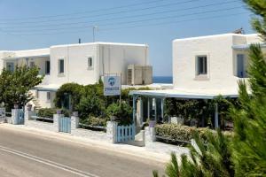 Stratos Apartments & Studios, Parikia