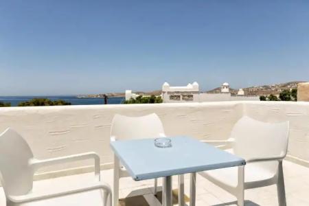 Stratos Apartments & Studios - 247