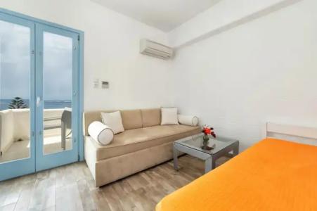 Stratos Apartments & Studios - 222