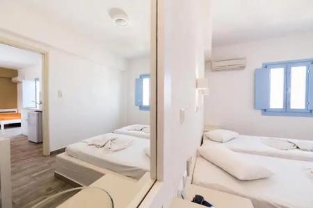 Stratos Apartments & Studios - 150