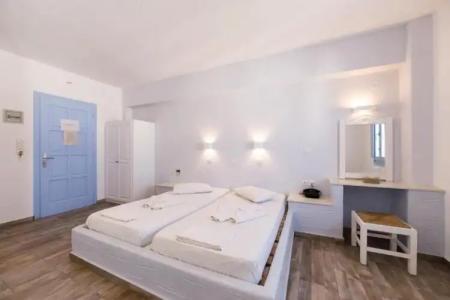 Stratos Apartments & Studios - 350