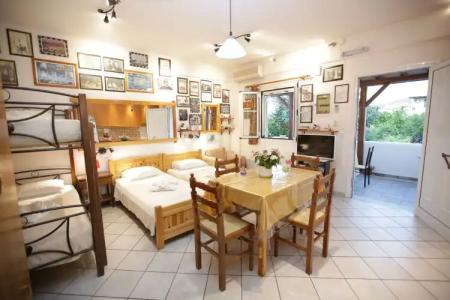 Kontaratos Studios & Apartments - 4