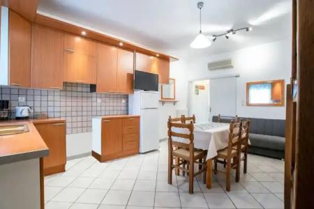 Kontaratos Studios & Apartments - 340