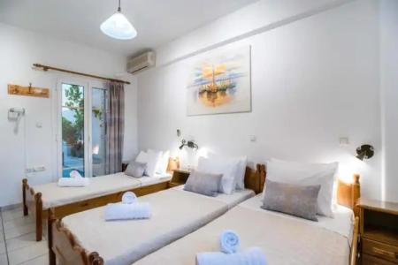 Kontaratos Studios & Apartments - 313