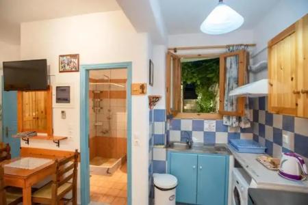 Kontaratos Studios & Apartments - 68