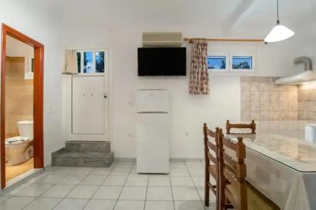 Kontaratos Studios & Apartments - 329