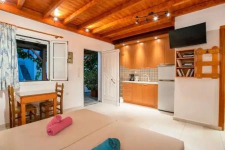 Kontaratos Studios & Apartments - 175