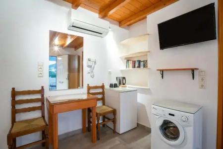 Kontaratos Studios & Apartments - 198