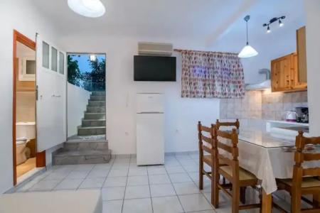 Kontaratos Studios & Apartments - 318