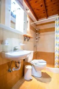 Kontaratos Studios & Apartments - 163