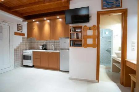 Kontaratos Studios & Apartments - 402