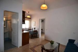 Villa Georgia, Perissa