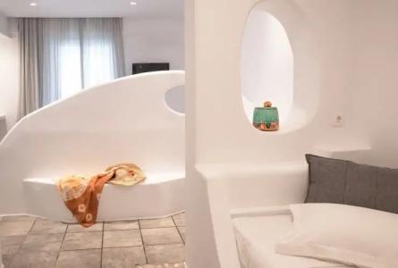 Aloni & Suites - 127