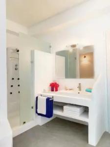 Aloni & Suites - 157