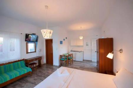 Christine Studios - 6