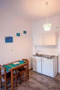 Christine Studios - 10