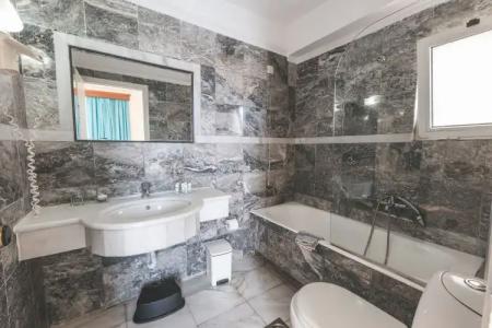 Chrispy Waterpark Resort  - 7