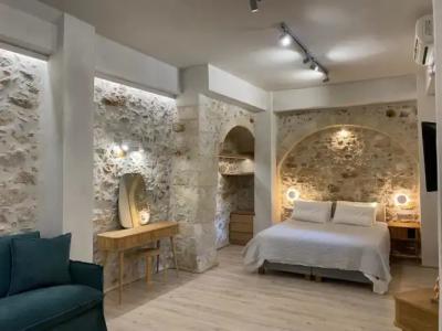 Barbara Studios - 44