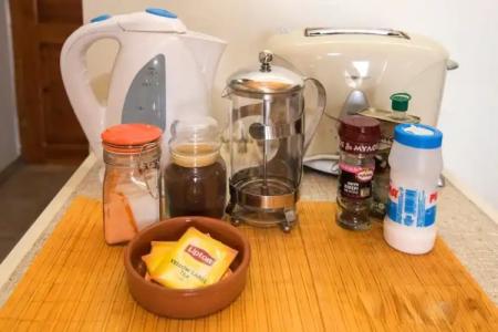 Barbara Studios - 78