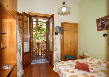 Barbara Studios - 129