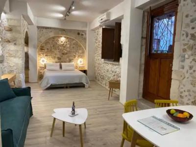 Barbara Studios - 42