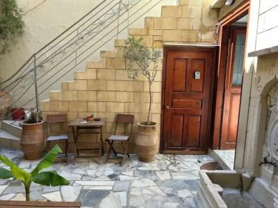 Barbara Studios - 136