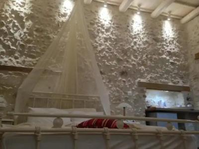 Barbara Studios - 28