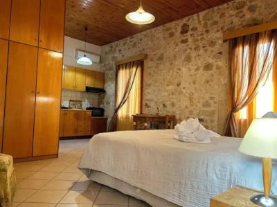 Barbara Studios - 135