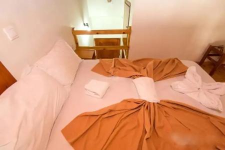 Barbara Studios - 69