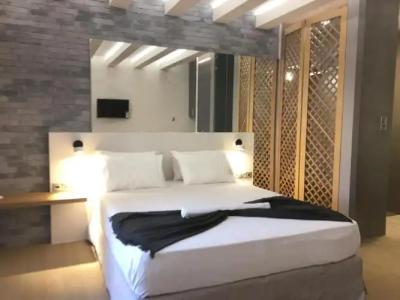 Barbara Studios - 159