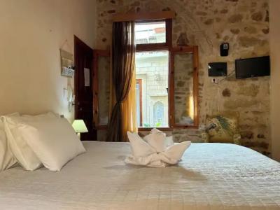 Barbara Studios - 133