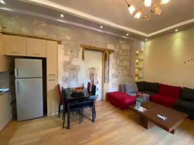 Barbara Studios - 112