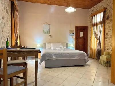 Barbara Studios - 132