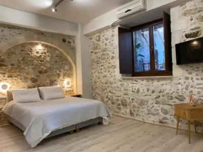 Barbara Studios - 43