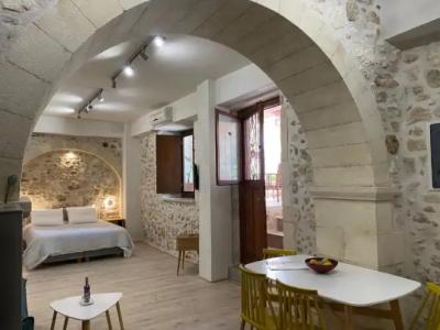 Barbara Studios - 20