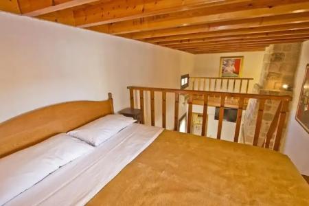 Camelot Traditional & Classic - 44