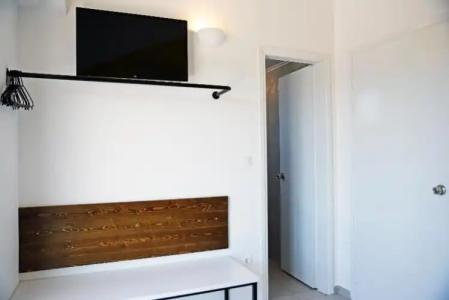 Hillside Studios & Apartments - 59