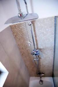 Hillside Studios & Apartments - 42