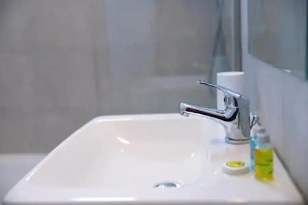 Hillside Studios & Apartments - 67