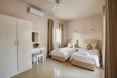 Paradise Village - 68