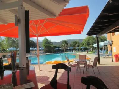 Ninos on the Beach - 10