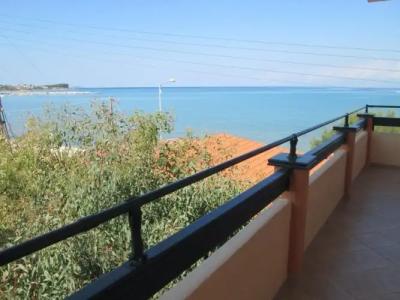 Ninos on the Beach - 27